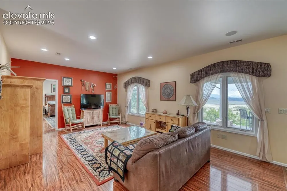 796 Knickerbocker Road Silver Cliff, CO 81252