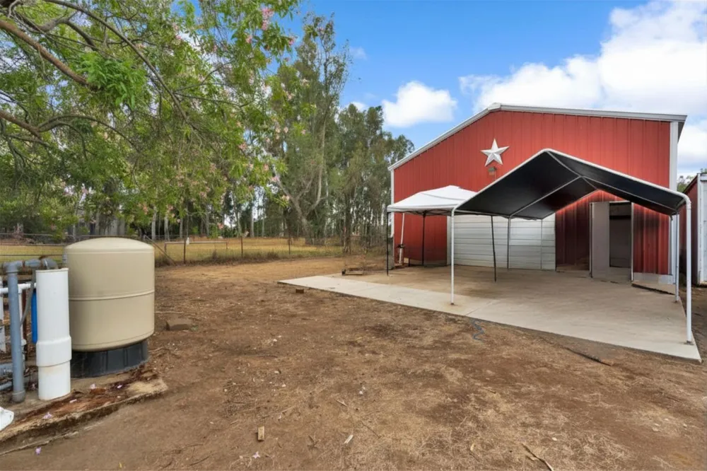 2153 Michelle Sanger, CA 93657