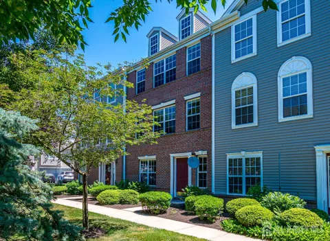 41 Rojewski Way