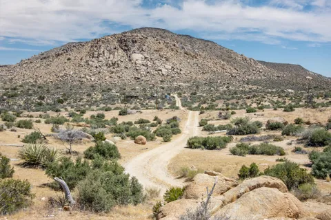 53102 Geronimo Trail