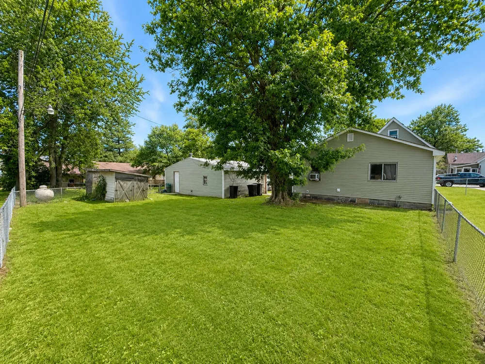 4803 Ohio Street Clayton, IN 46118