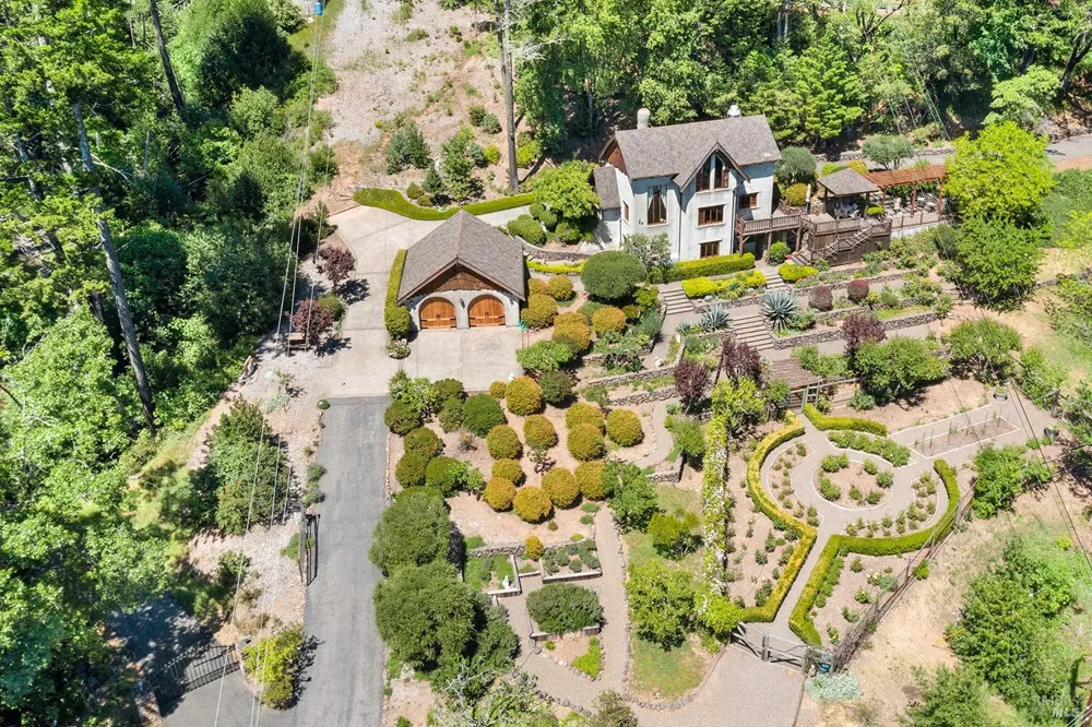 4461 Lake County Highway Calistoga, CA 94515