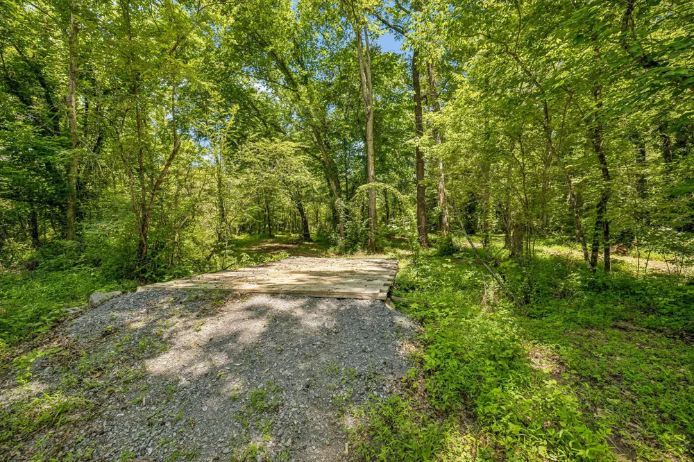 341 County Road 782 Etowah, TN 37331
