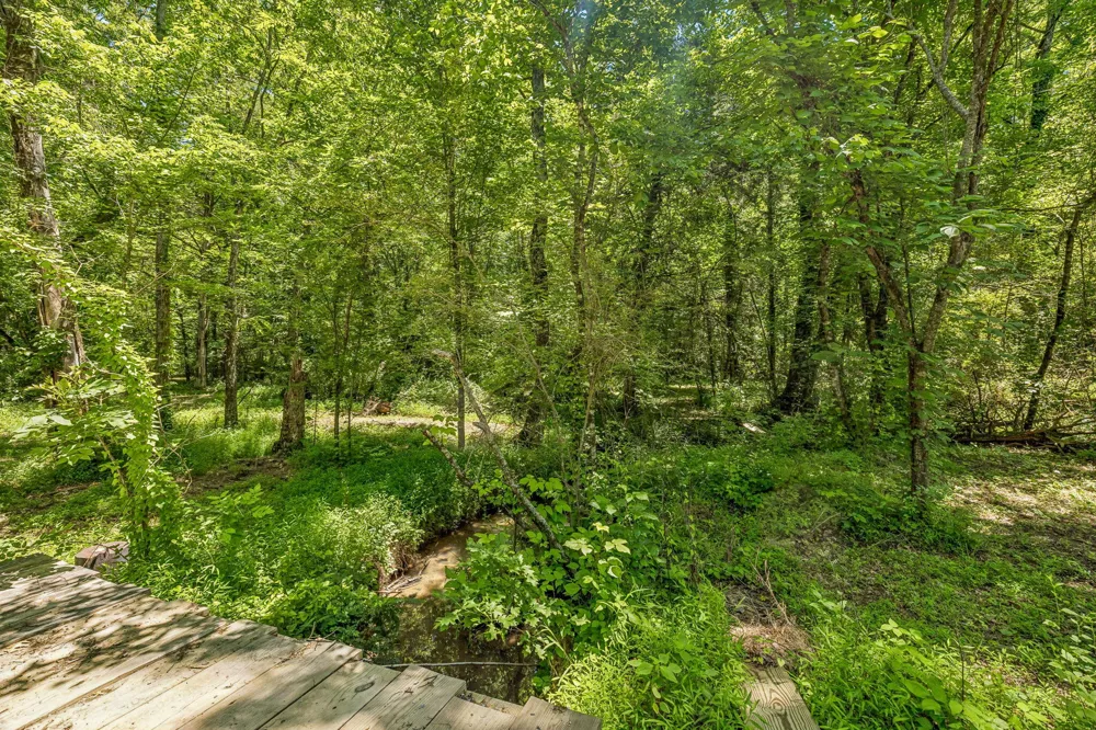 341 County Road 782 Etowah, TN 37331