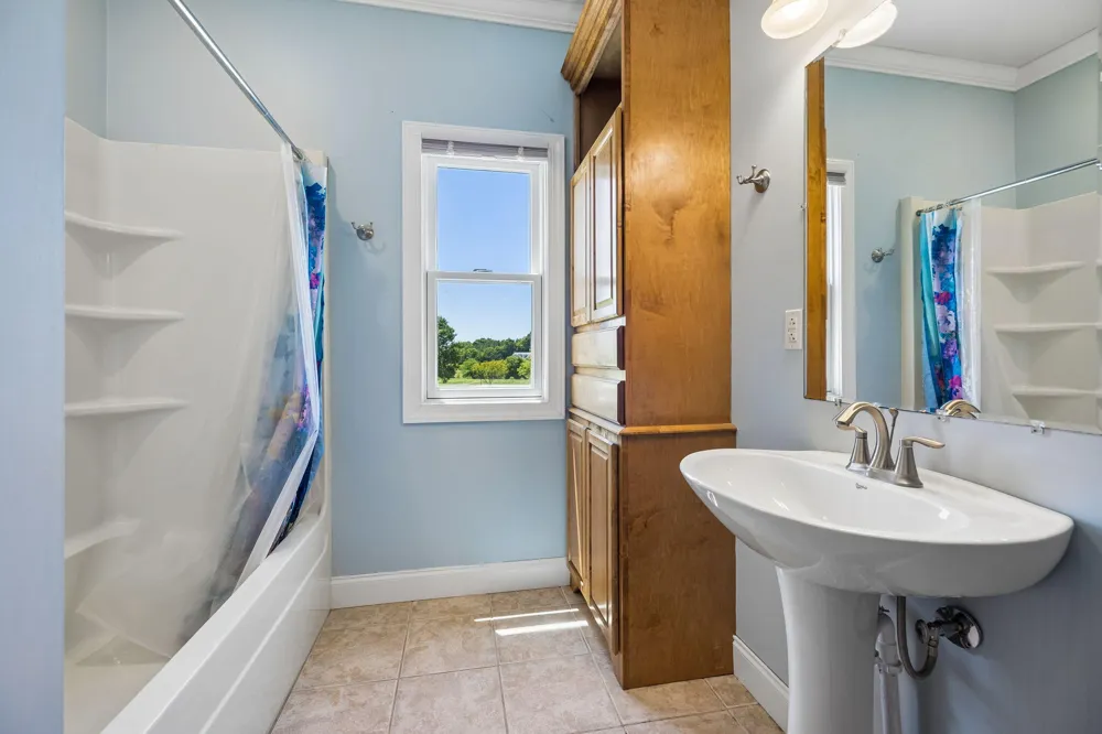 341 County Road 782 Etowah, TN 37331