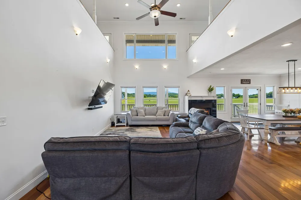 341 County Road 782 Etowah, TN 37331