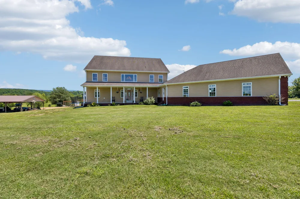 341 County Road 782 Etowah, TN 37331
