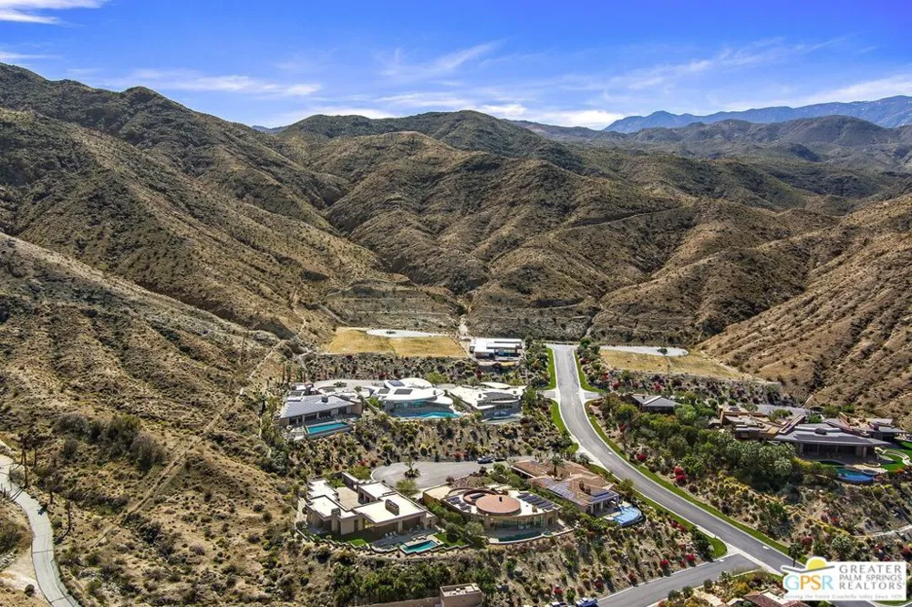 44 Rim Crest Road Rancho Mirage, CA 92270
