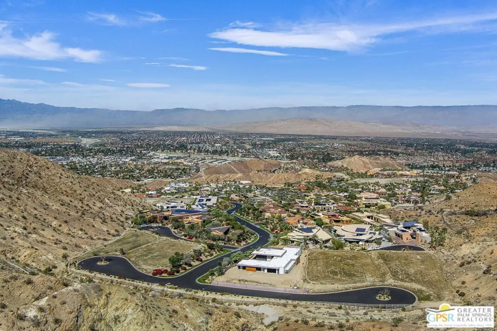 44 Rim Crest Road Rancho Mirage, CA 92270