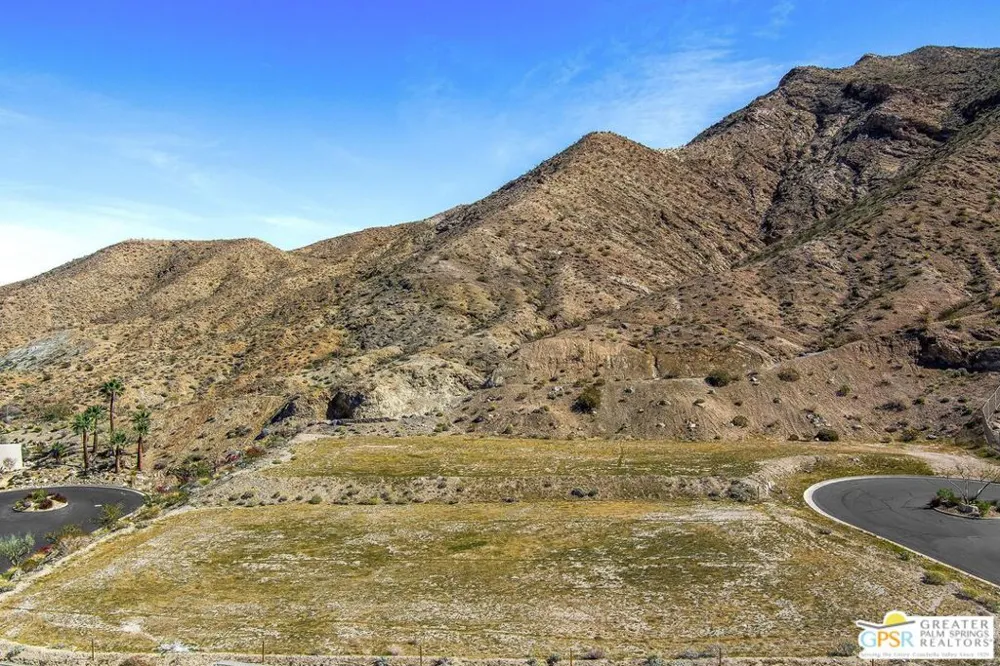 44 Rim Crest Road Rancho Mirage, CA 92270