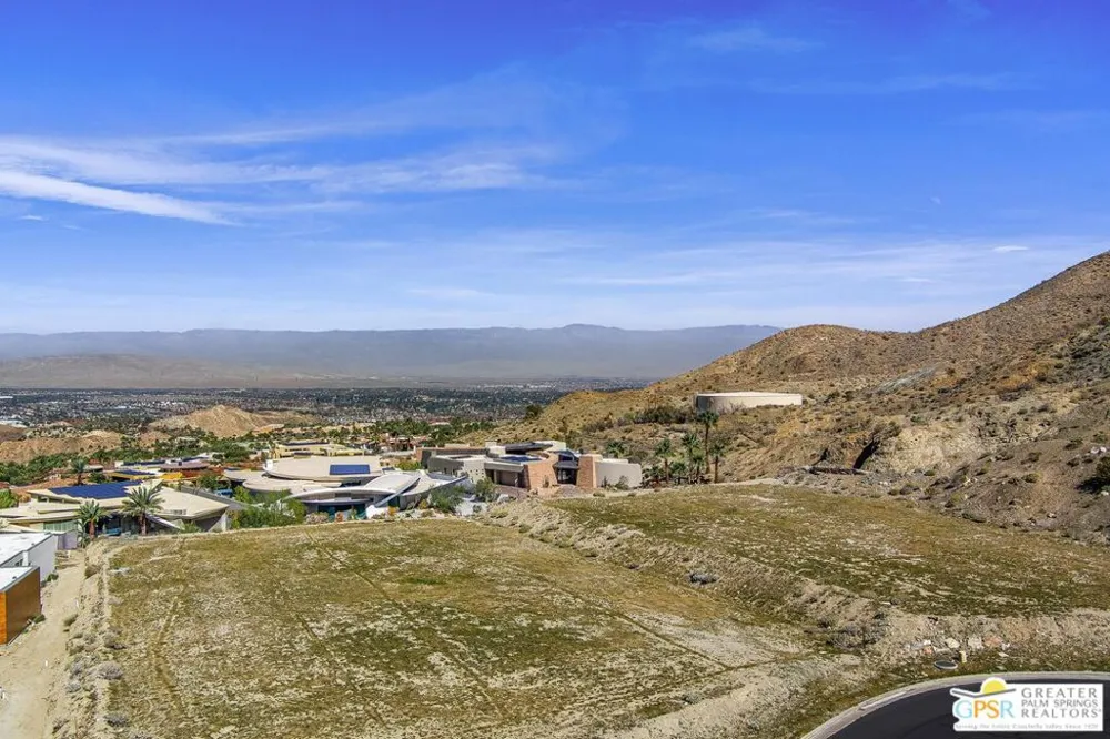 44 Rim Crest Road Rancho Mirage, CA 92270