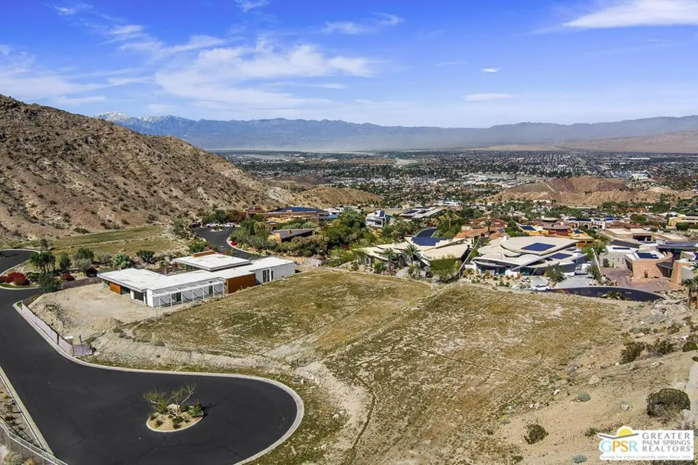 44 Rim Crest Road Rancho Mirage, CA 92270
