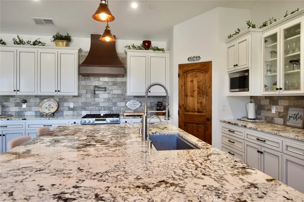 50645 Lockwood Road Lockwood, CA 93932