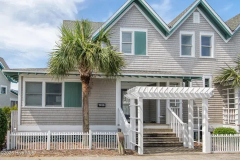 905 Bramble Reach ## B