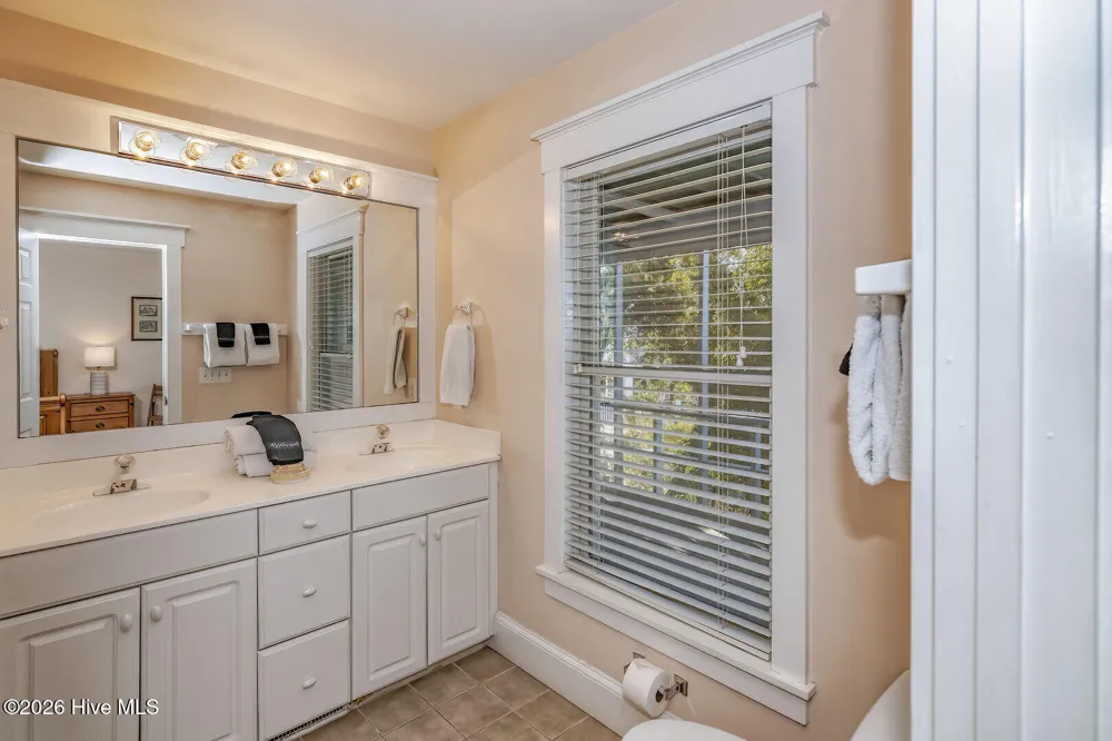 905 Bramble Reach ## B Bald Head Island, NC 28461