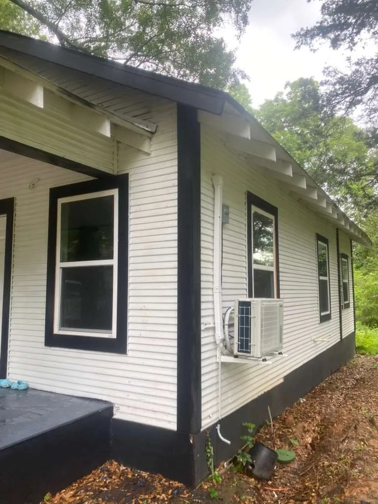 2013 West 10th Street Texarkana, TX 75501