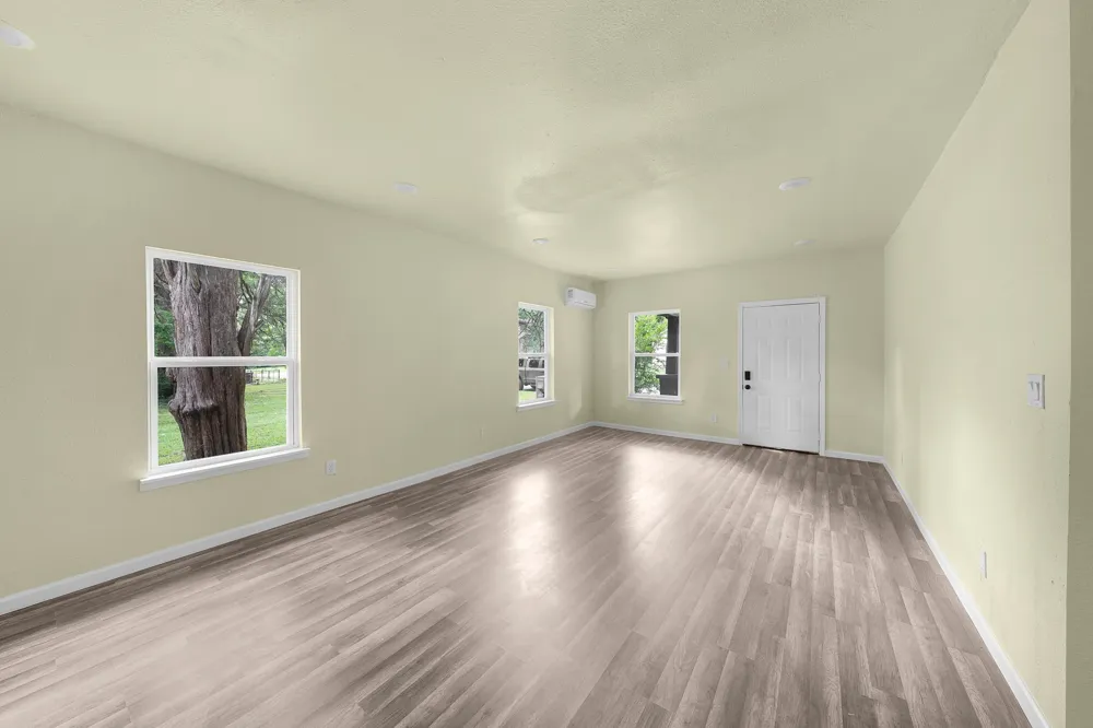 2013 West 10th Street Texarkana, TX 75501