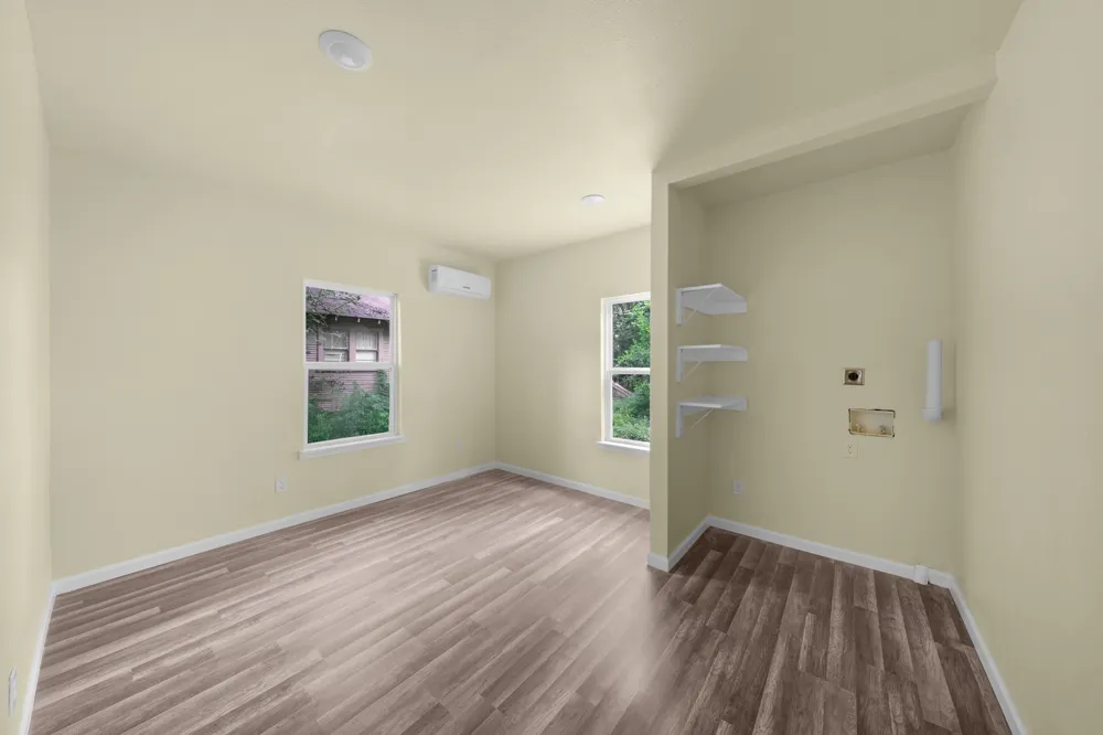 2013 West 10th Street Texarkana, TX 75501