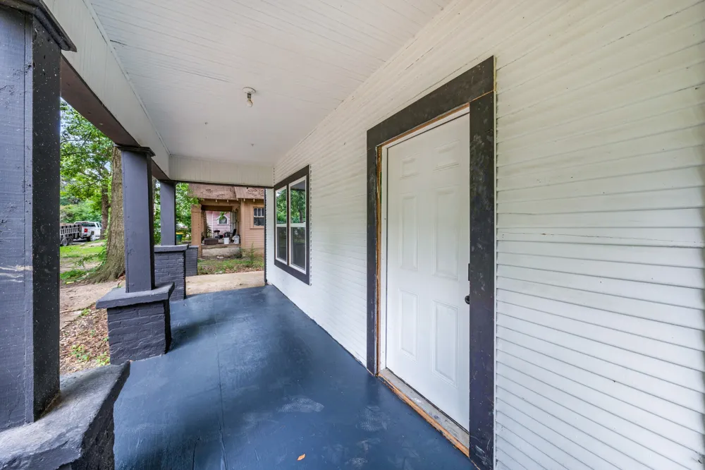 2013 West 10th Street Texarkana, TX 75501