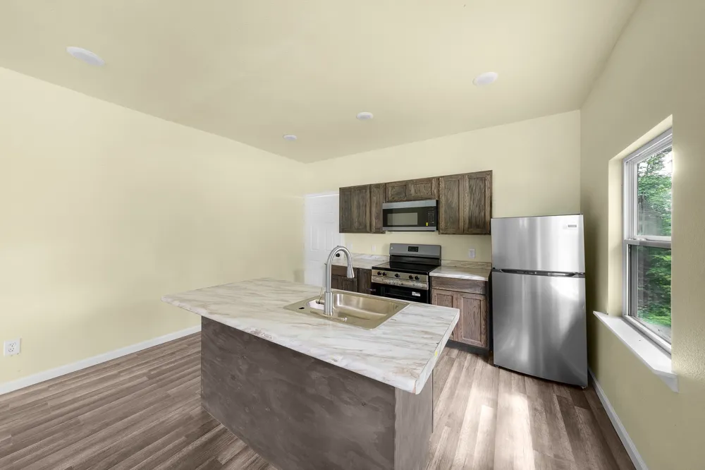 2013 West 10th Street Texarkana, TX 75501