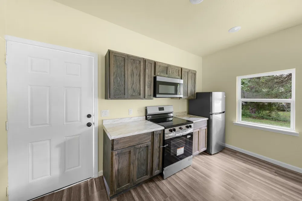 2013 West 10th Street Texarkana, TX 75501