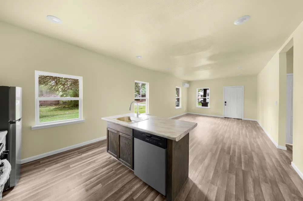 2013 West 10th Street Texarkana, TX 75501