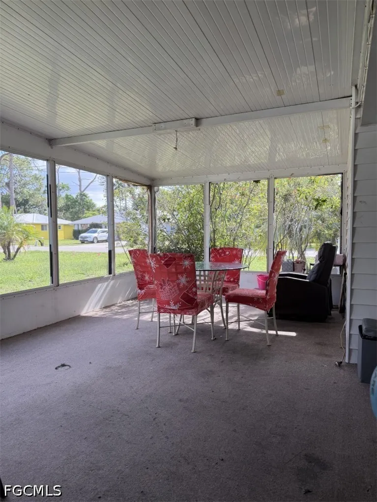 Kelly Street Fort Myers, FL 33901