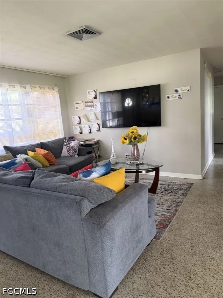 Kelly Street Fort Myers, FL 33901