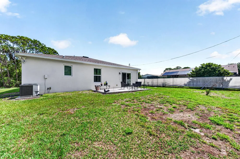 180 SE Dolphin St Street SE Palm Bay, FL 32909
