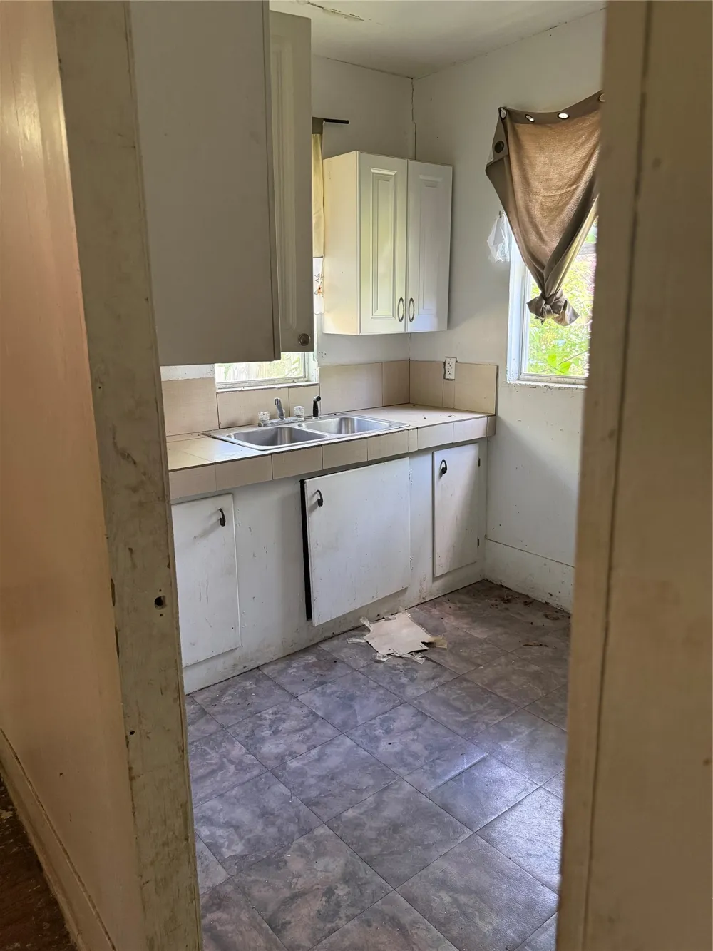405 S Canton Street Mexia, TX 76667