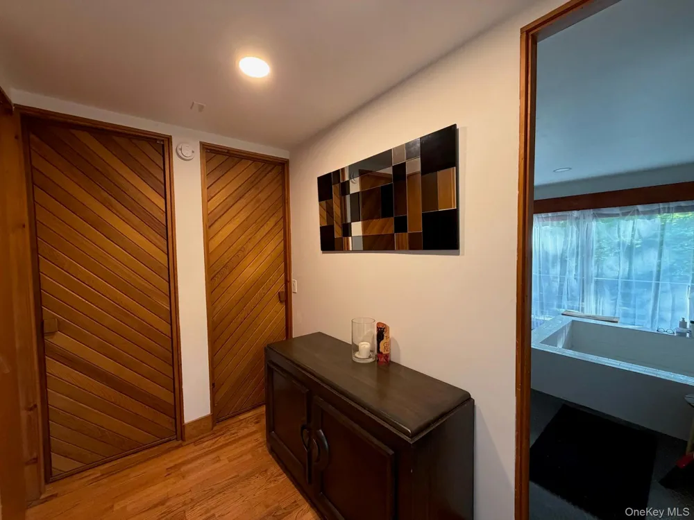 78 Shadom Lane East Hampton, NY 11937