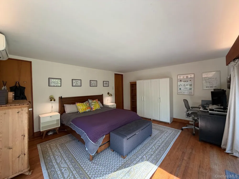 78 Shadom Lane East Hampton, NY 11937
