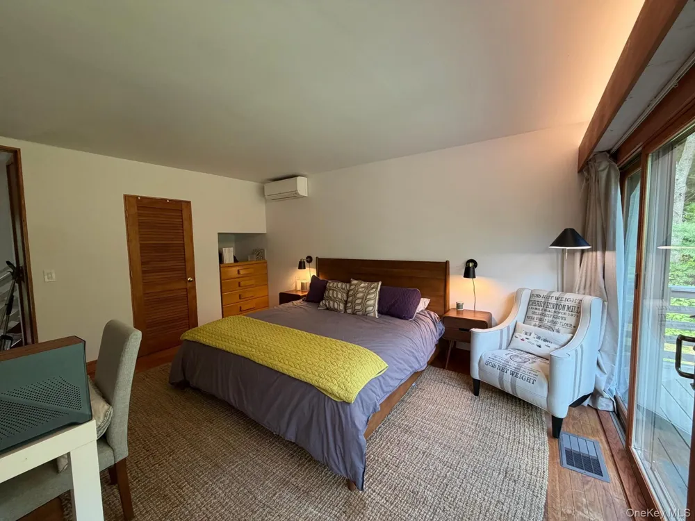 78 Shadom Lane East Hampton, NY 11937
