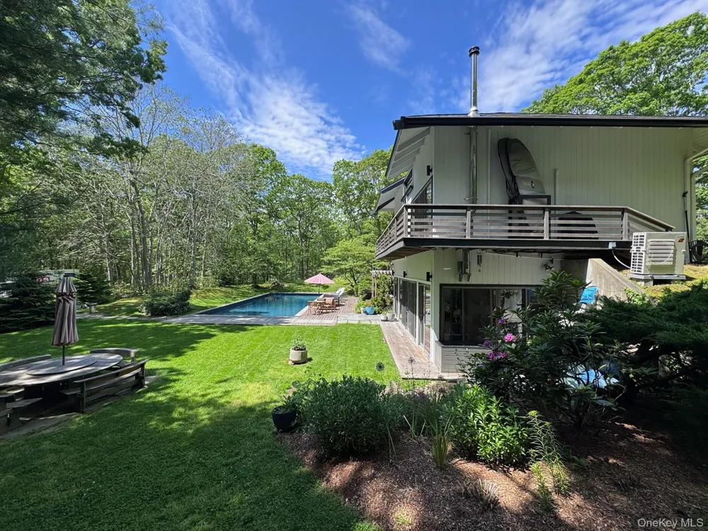 78 Shadom Lane East Hampton, NY 11937