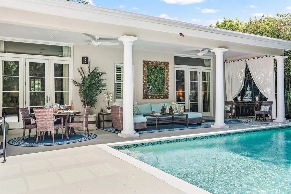 710 COUNTY ROAD Palm Beach, FL 33480