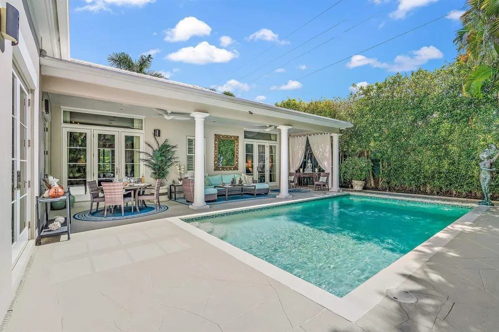 710 COUNTY ROAD Palm Beach, FL 33480