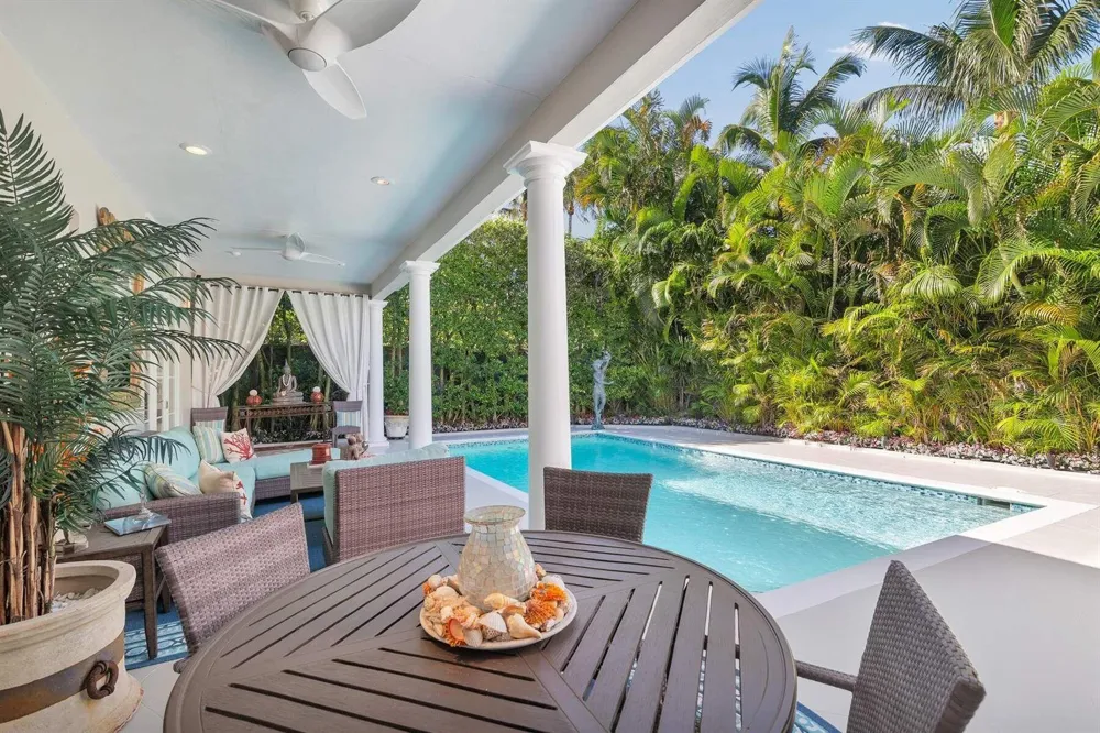 710 COUNTY ROAD Palm Beach, FL 33480