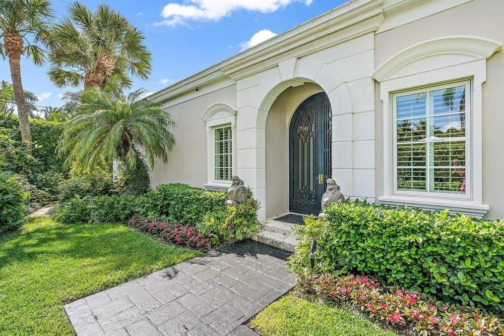 710 COUNTY ROAD Palm Beach, FL 33480