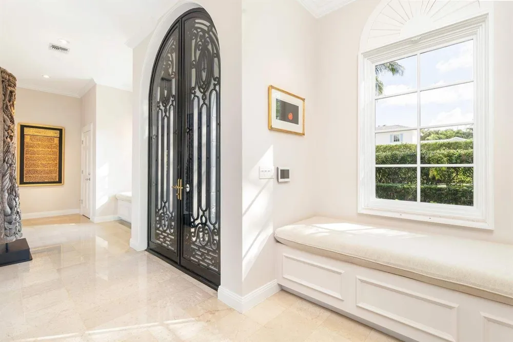 710 COUNTY ROAD Palm Beach, FL 33480