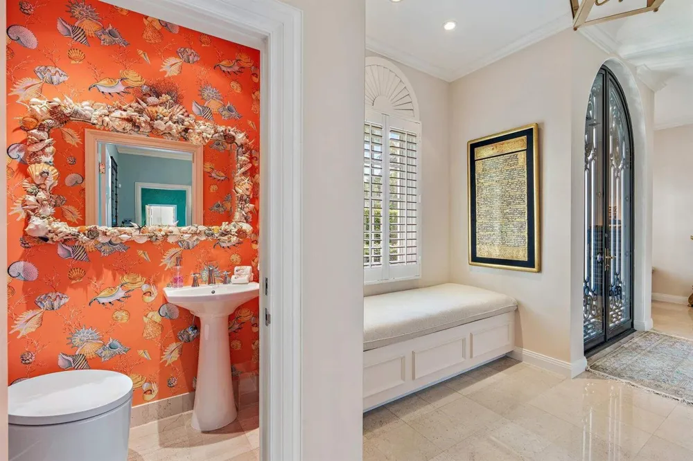 710 COUNTY ROAD Palm Beach, FL 33480