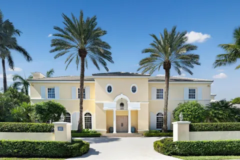 510 Lake Way