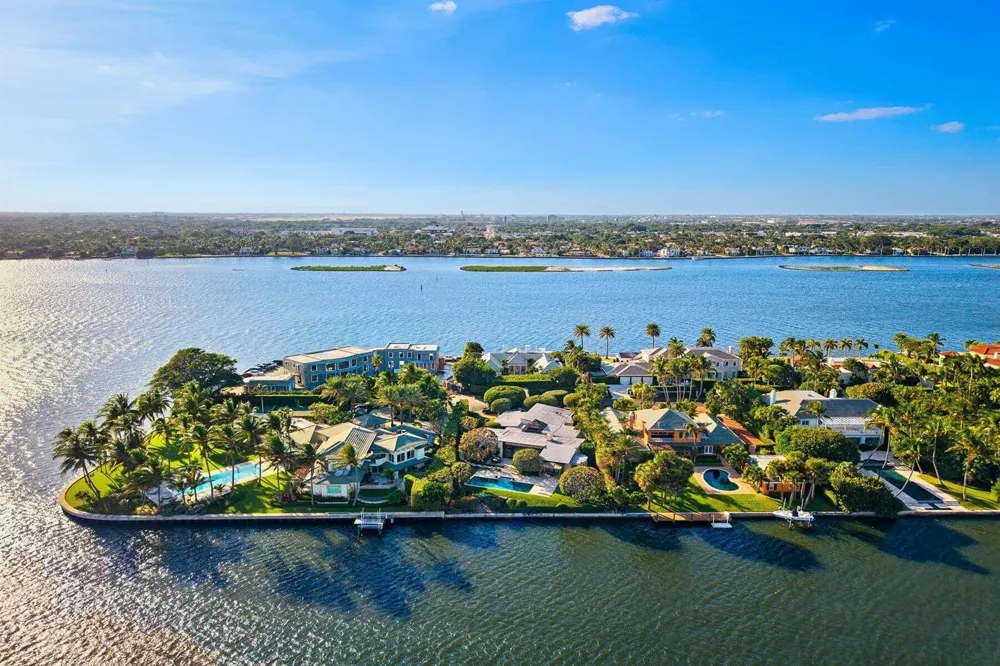 748 Island Drive Palm Beach, FL 33480