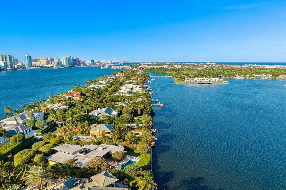 748 Island Drive Palm Beach, FL 33480