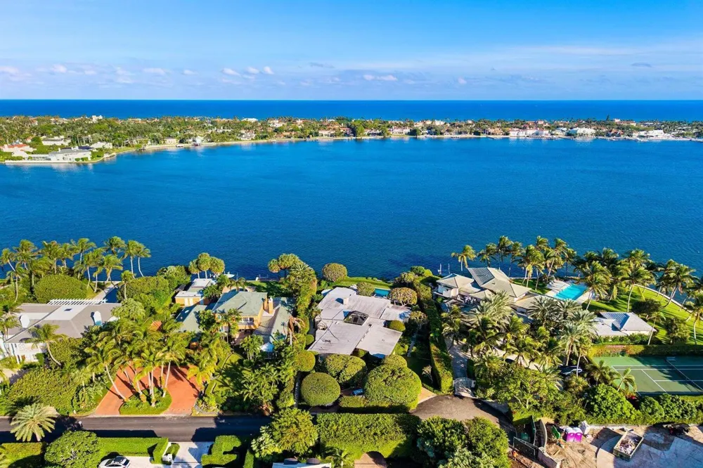 748 Island Drive Palm Beach, FL 33480