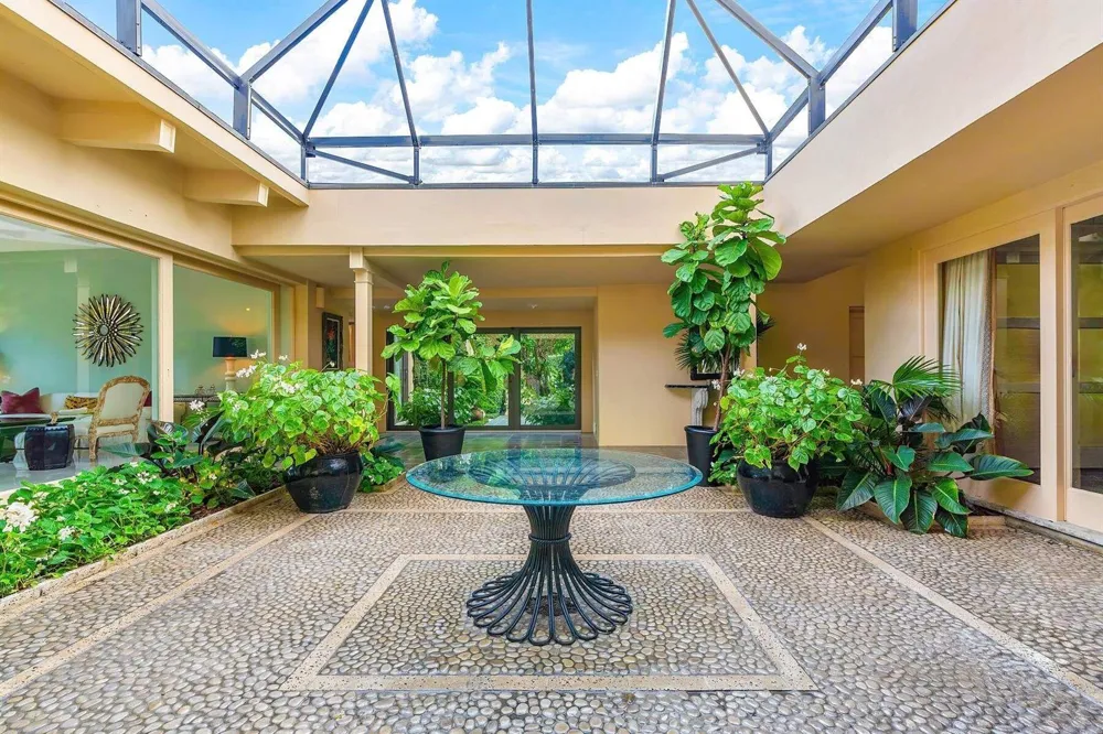 748 Island Drive Palm Beach, FL 33480