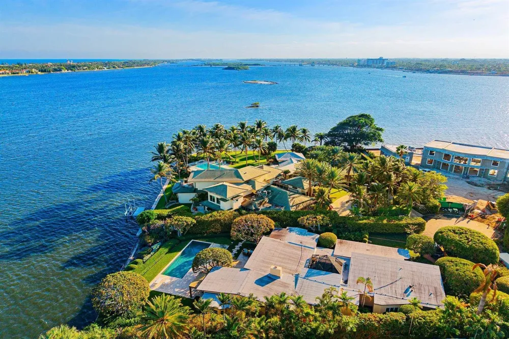 748 Island Drive Palm Beach, FL 33480