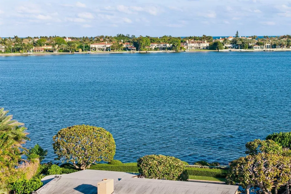 748 Island Drive Palm Beach, FL 33480
