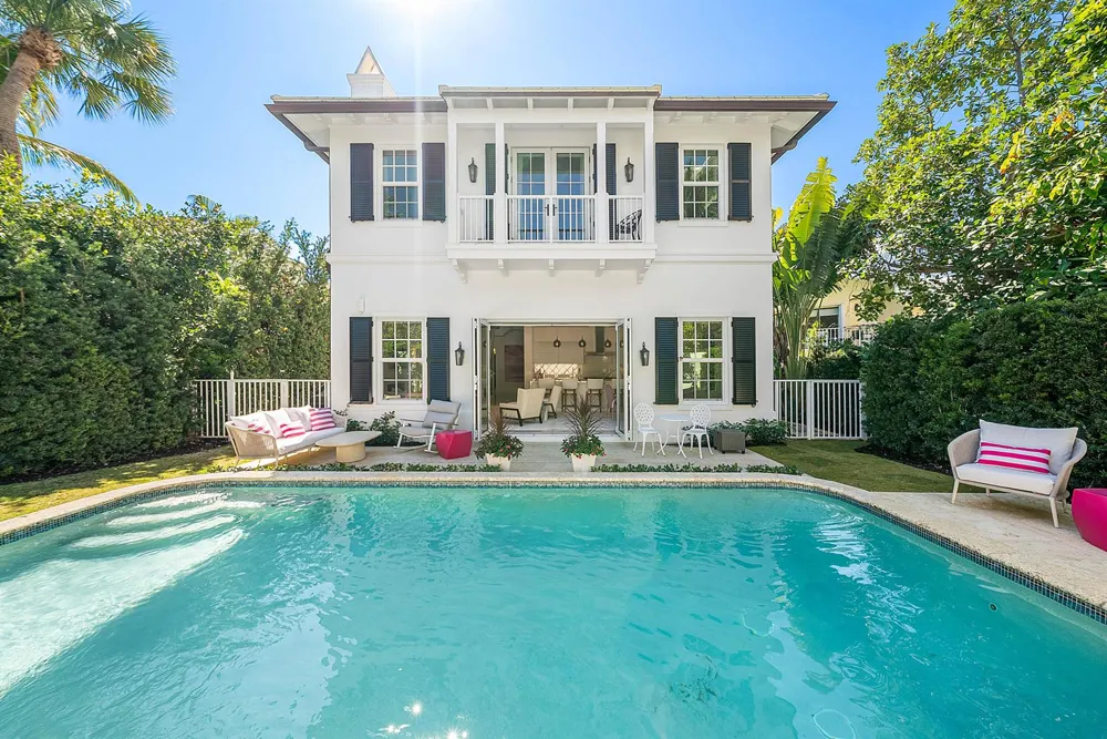 157 Peruvian Avenue Palm Beach, FL 33480