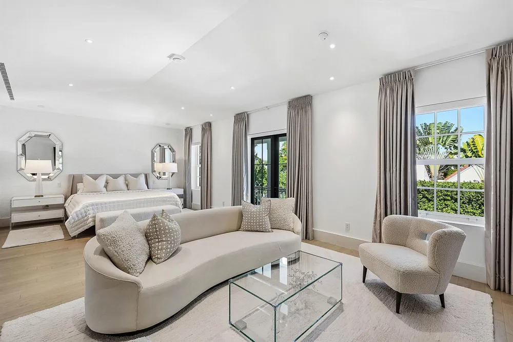157 Peruvian Avenue Palm Beach, FL 33480