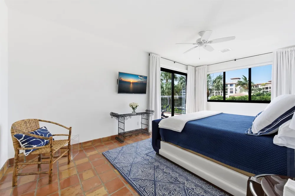 264 Everglade Avenue Palm Beach, FL 33480